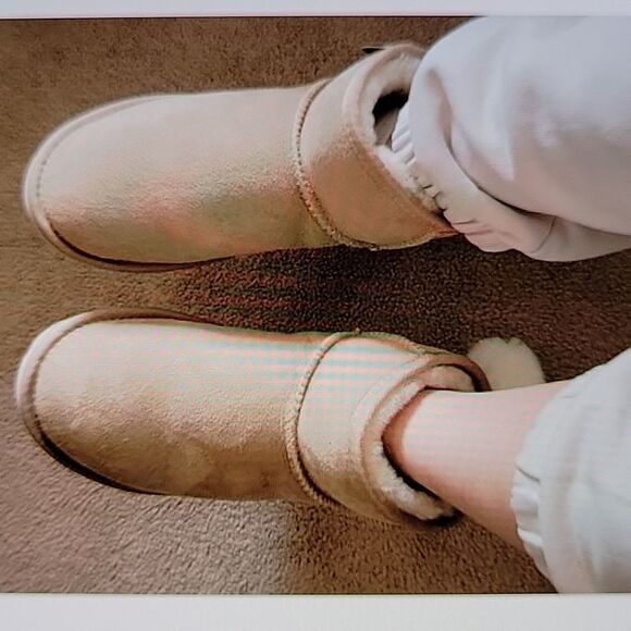 CAT&JACK ROUND TOE ZIP CLOSURE ANKLE BOOTIES - Picture 1 of 15